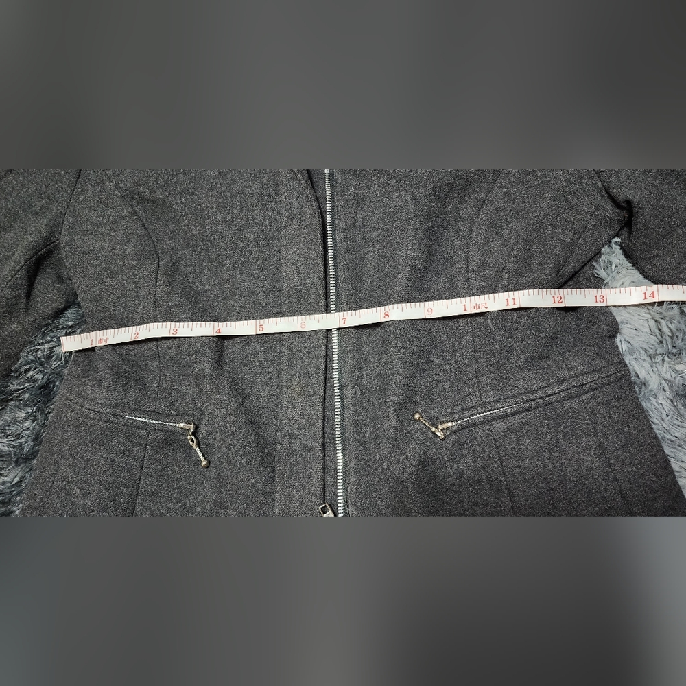 Fitted Blazer - Picture 4 of 6